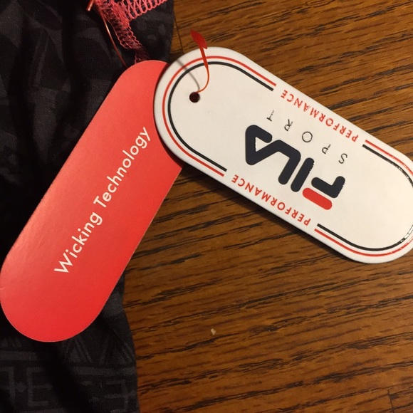 NWT FILA reversible shirt - Picture 4 of 5